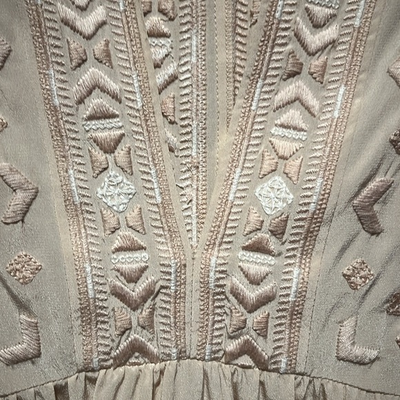 REBECCA TAYLOR Light Pink/Cream 100% Silk Embroidered Blouse, Size 2 (Fits 2/4) - Picture 6 of 11